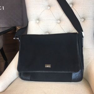Gucci Messenger Bag